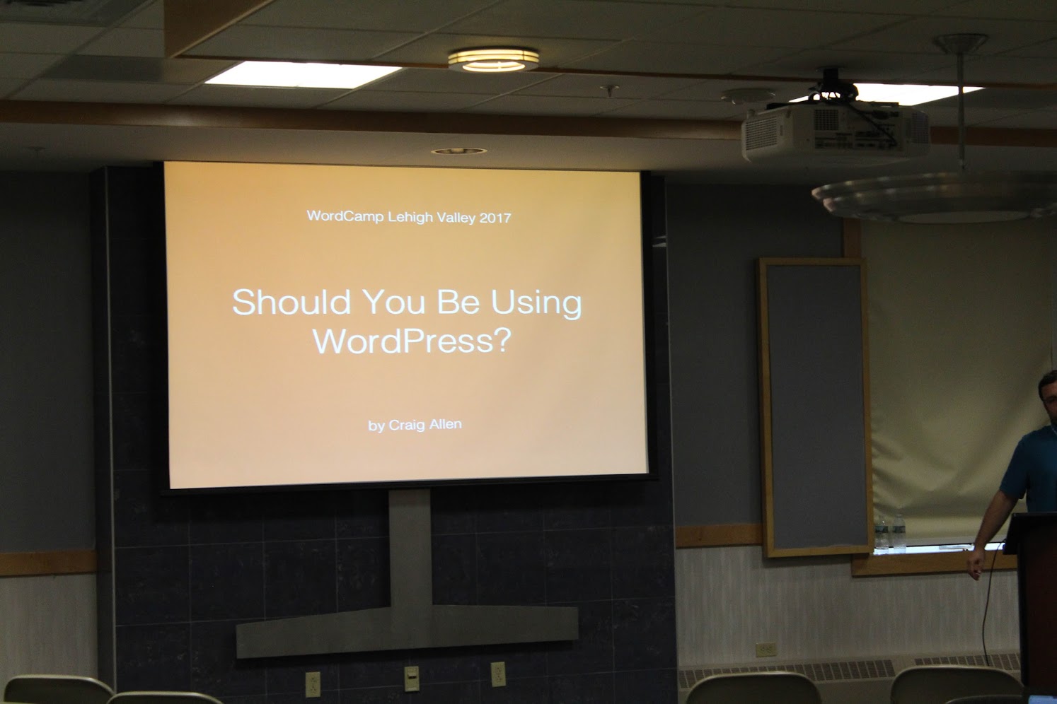 Introductory slide for Craig Allen's "Should you be Using WordPress" session